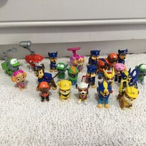 Paw Patrol Action Figure BUNDLE 22 Figures